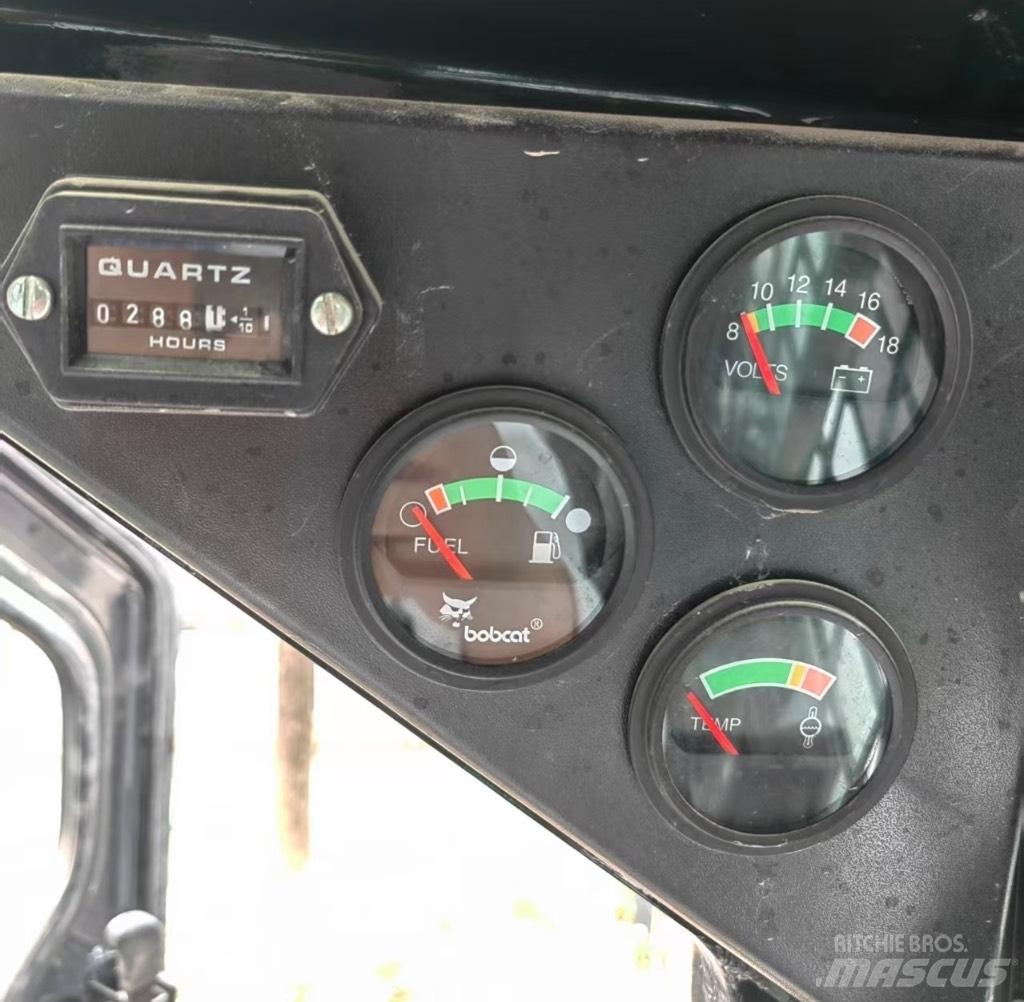 Bobcat S 16 Šmykom riadené nakladače