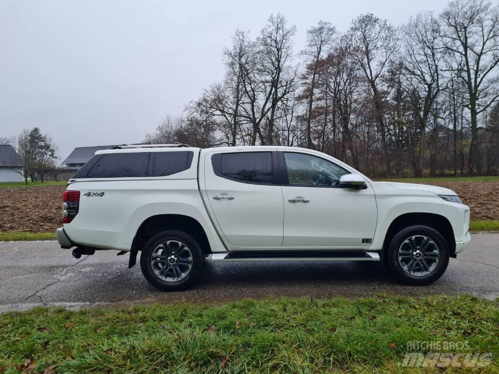 Mitsubishi L200 Nakladacia/sklápacia bočnica
