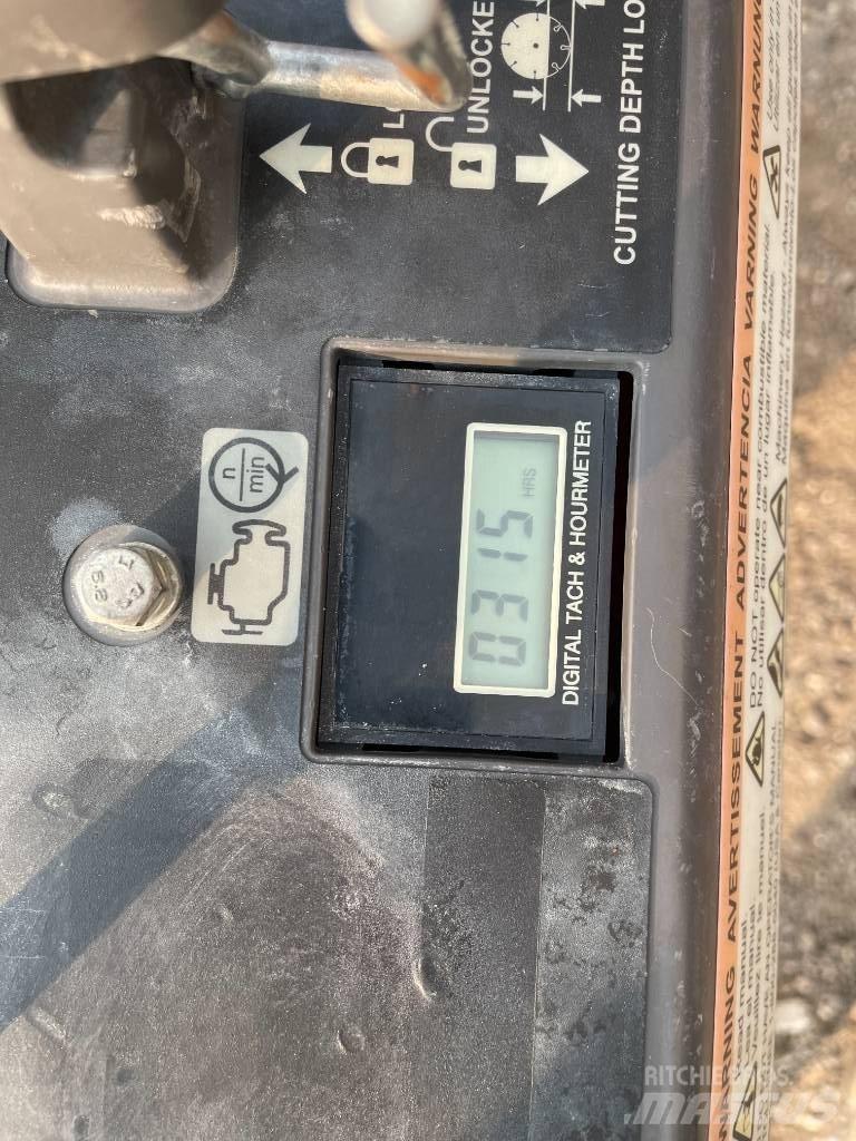 Husqvarna FS413 Stavebné miešačky