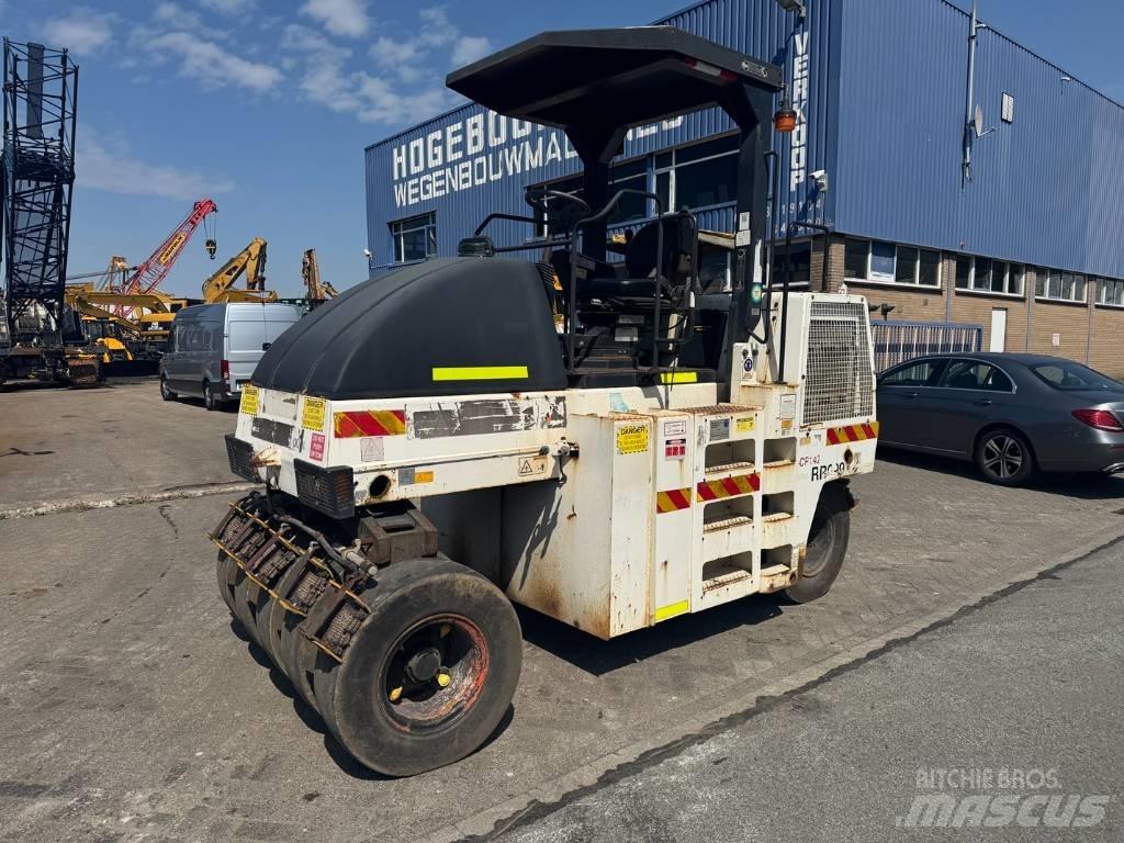 Dynapac CP 142 Pneumatikové valce