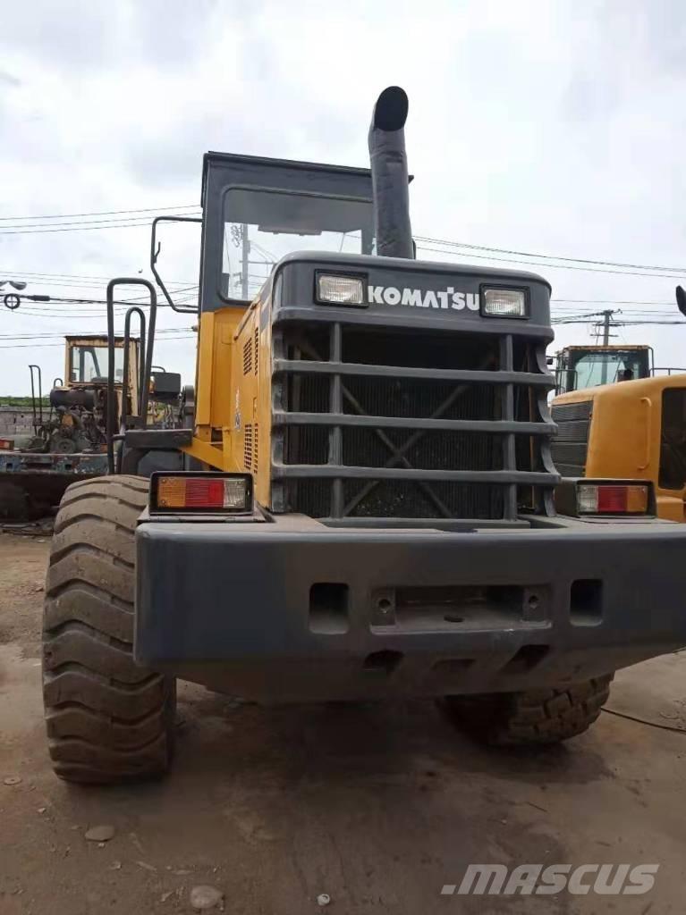 Komatsu WA 320-3 Kolesové nakladače