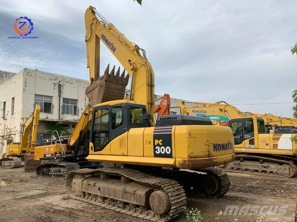 Komatsu PC 300 Pásové rýpadlá