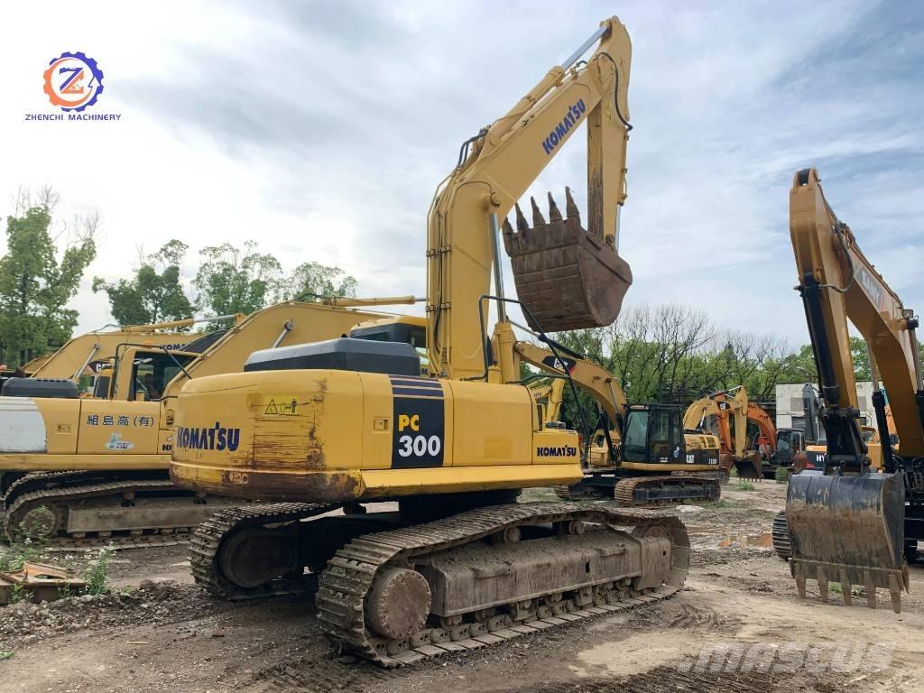 Komatsu PC 300 Pásové rýpadlá