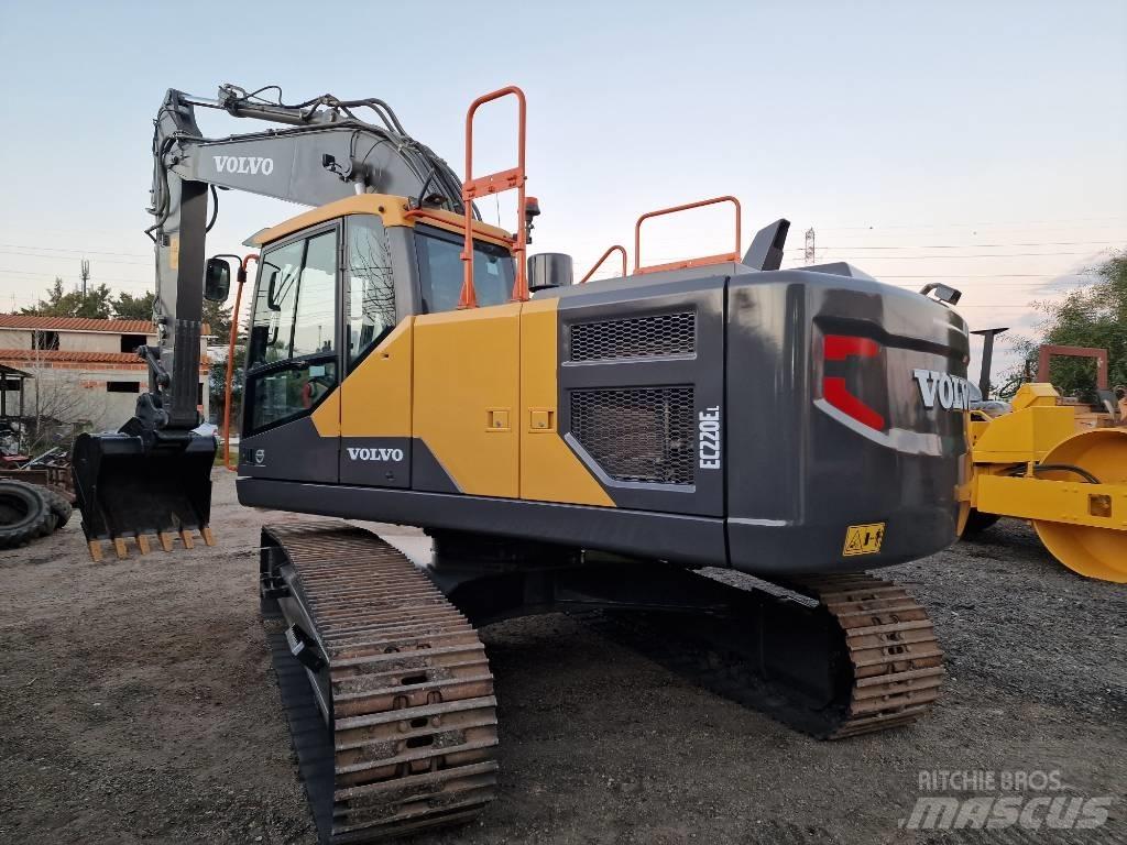 Volvo EC 220 E Pásové rýpadlá