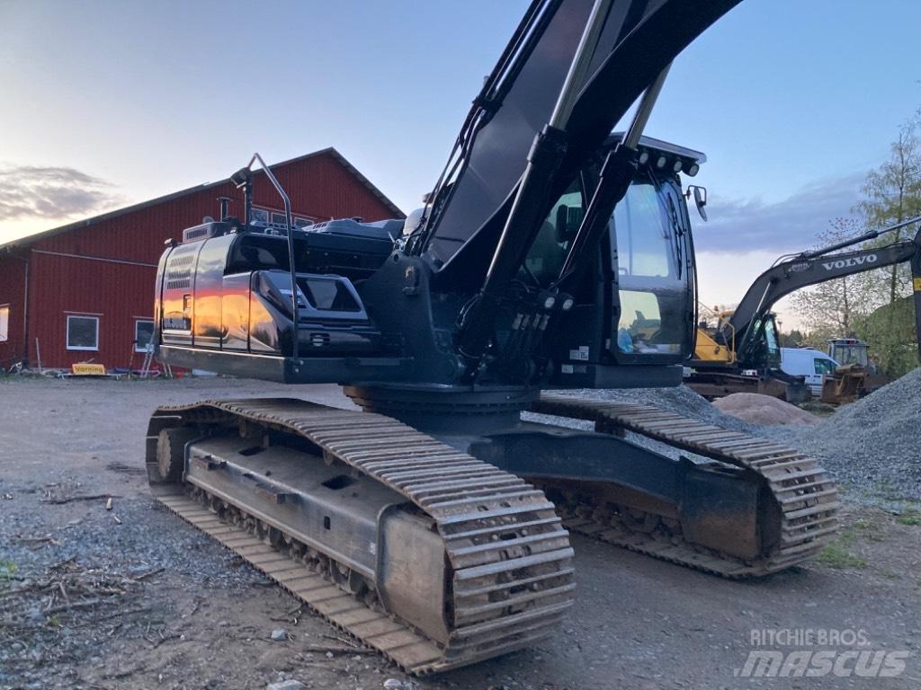 Kobelco SK 300 LC Pásové rýpadlá