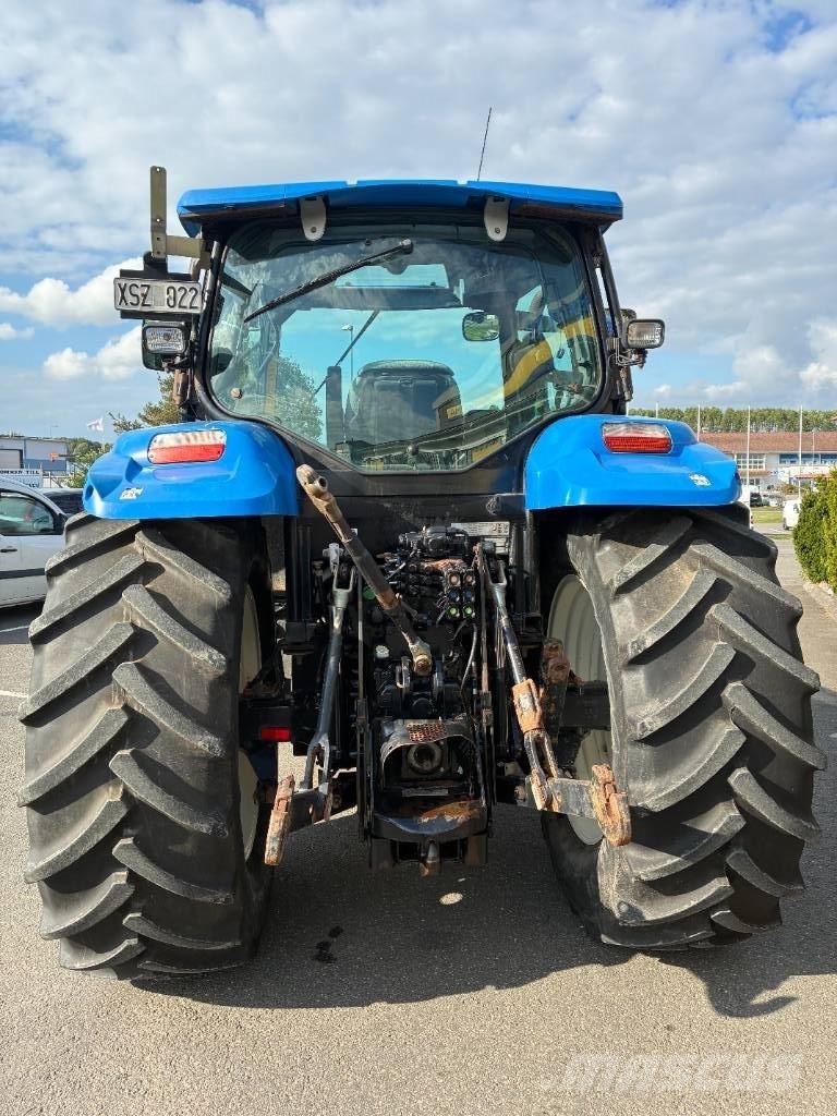 New Holland TS 130 A Traktory