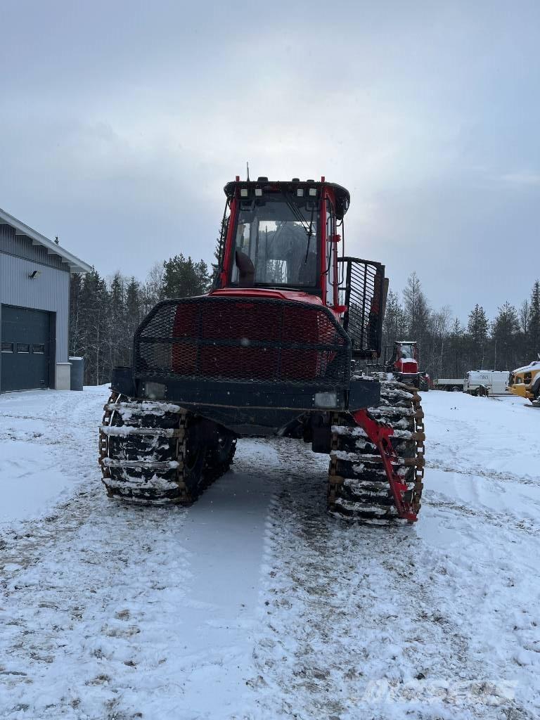 Komatsu 895 Lesné traktory