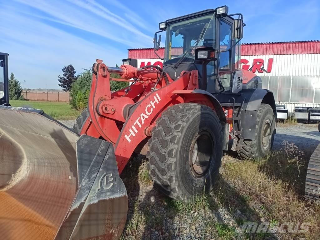 Hitachi ZW150 Kolesové nakladače