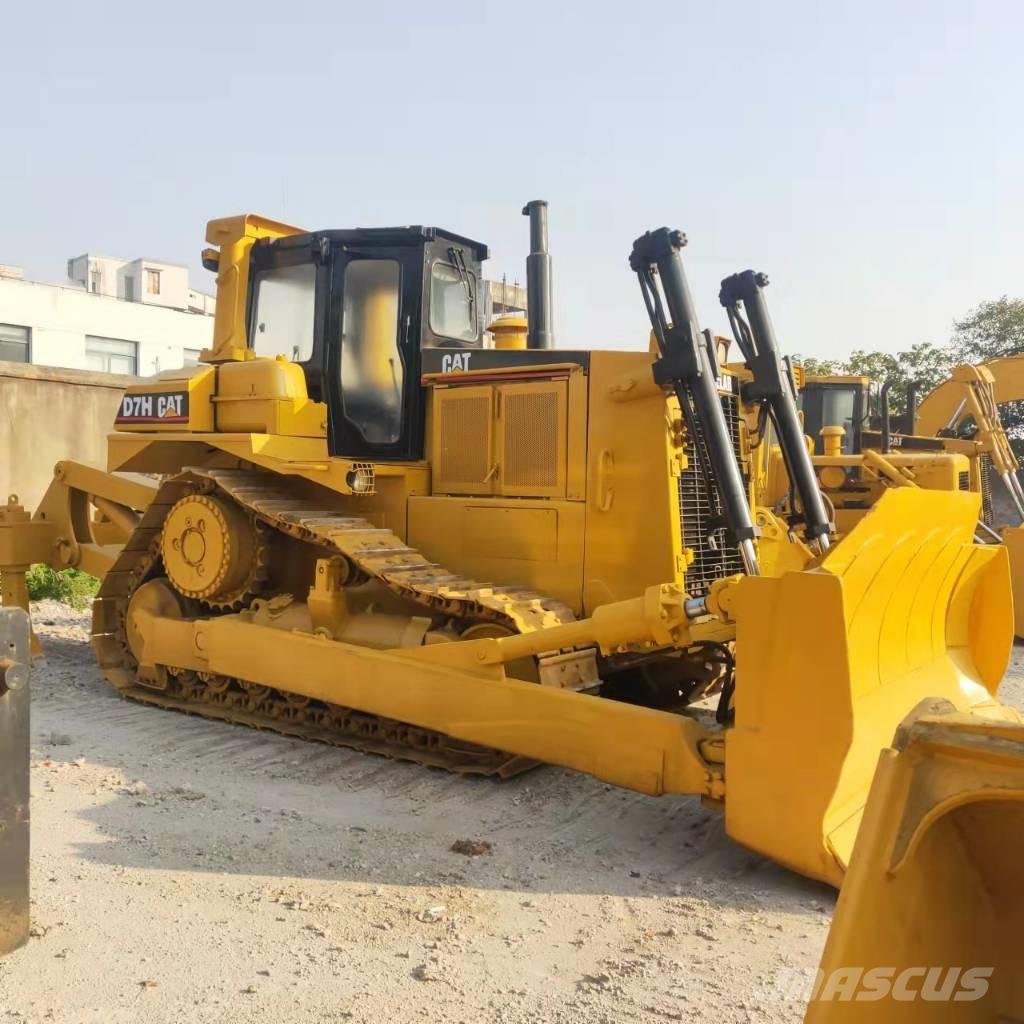 CAT D7H Pásové dozéry