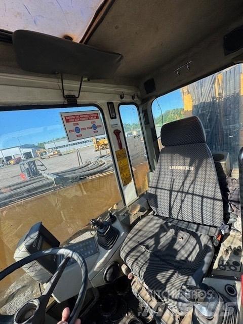 Liebherr A 934 B HD Stroje pre manipuláciu s odpadom