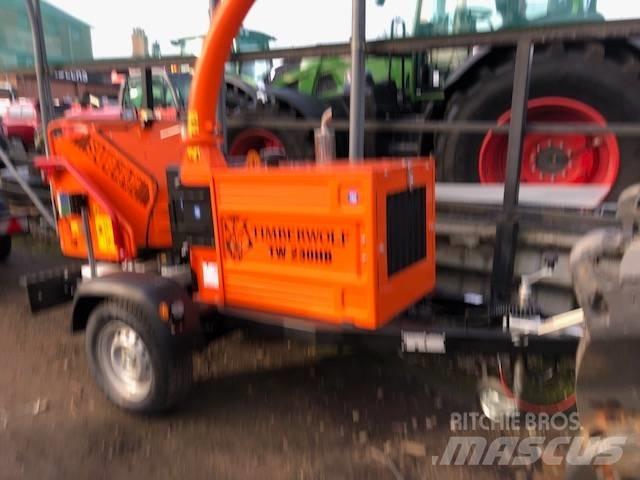 Timberwolf TW230/DHB Štiepkovače