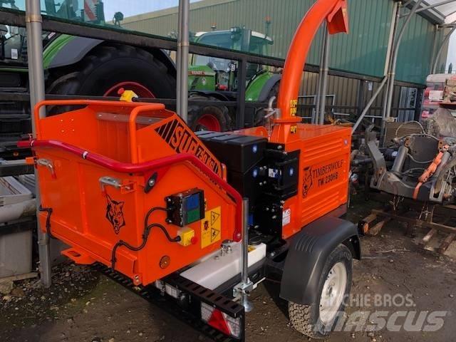 Timberwolf TW230/DHB Štiepkovače