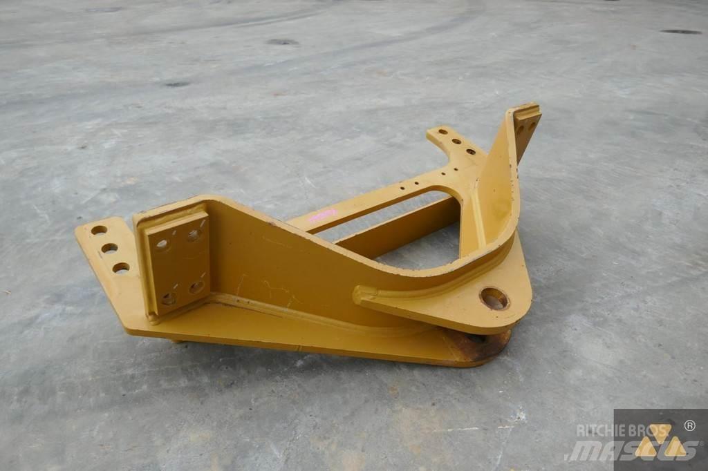 CAT 140M3 Drawbar Doprava – ostatné