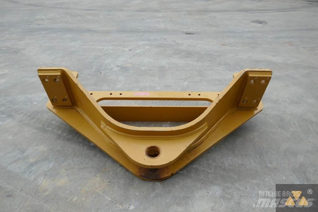 CAT 140M3 Drawbar Doprava – ostatné