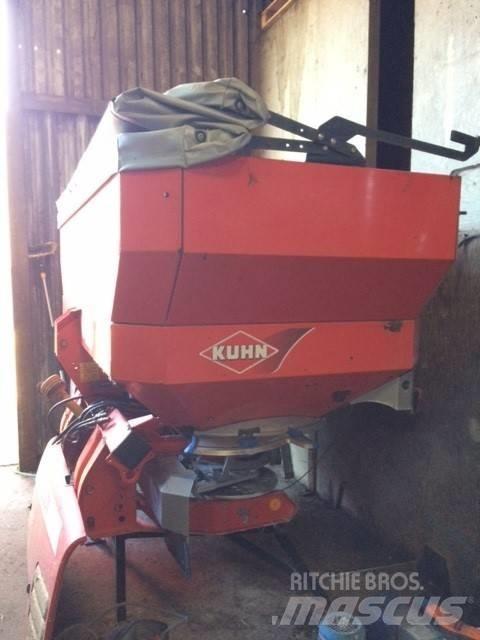 Kuhn Axis 30.1D Rozmetadlá priemyselných hnojív
