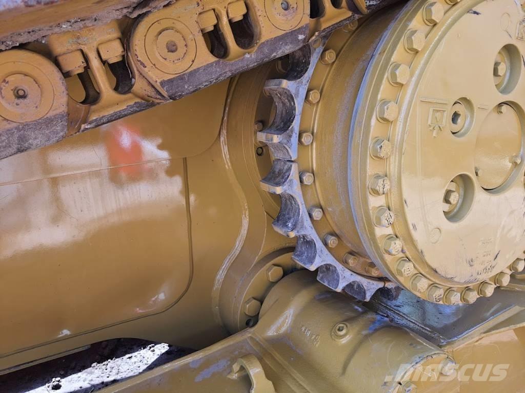 CAT D 6 R XL III Pásové dozéry