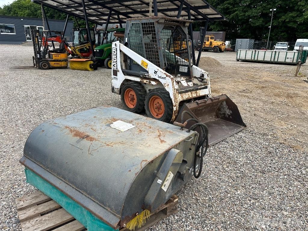 Bobcat 553 Šmykom riadené nakladače