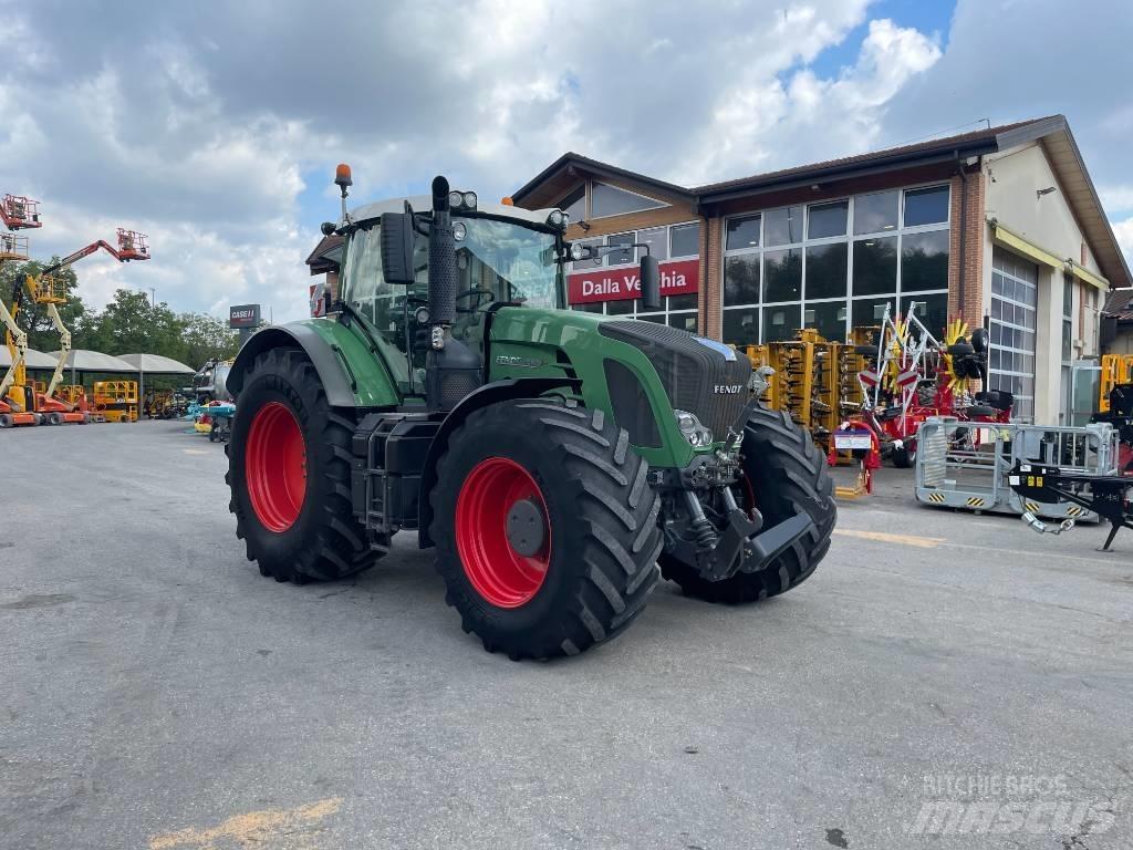 Fendt 930 Vario Traktory