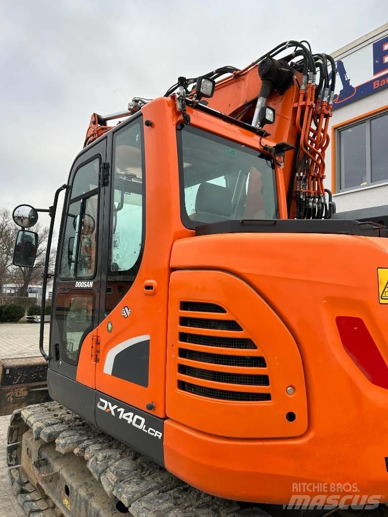 Doosan DX140LCR-5 Pásové rýpadlá