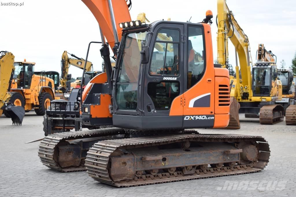 Doosan DX 140 LCR-5 Pásové rýpadlá