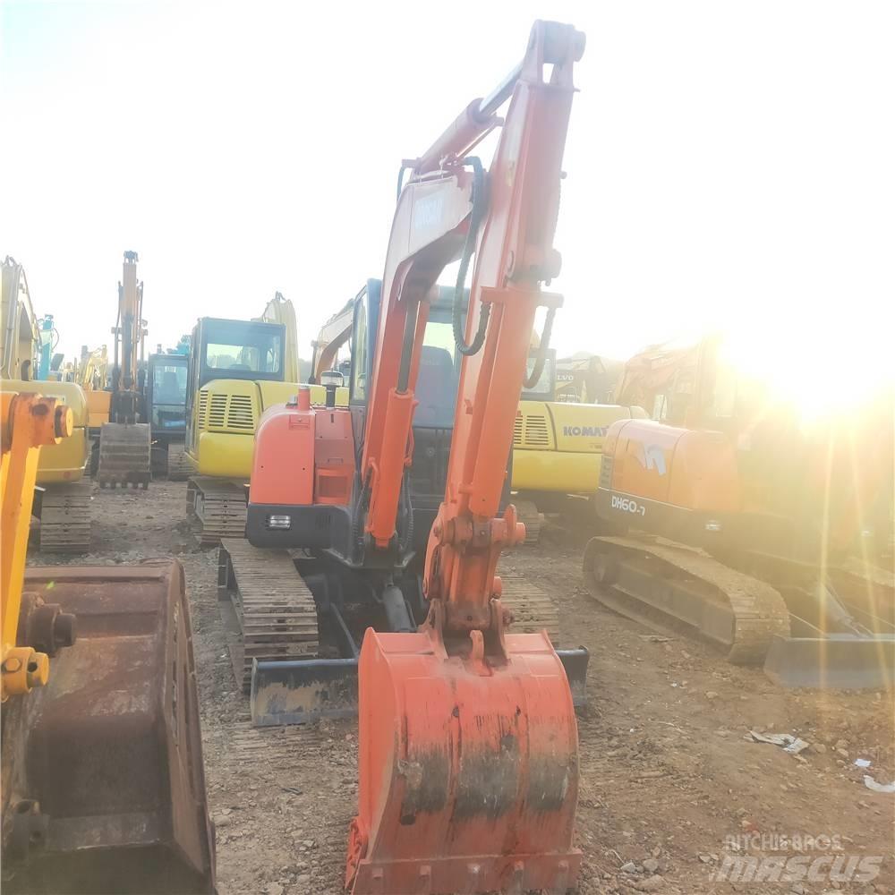 Doosan DH60-7 Pásové rýpadlá