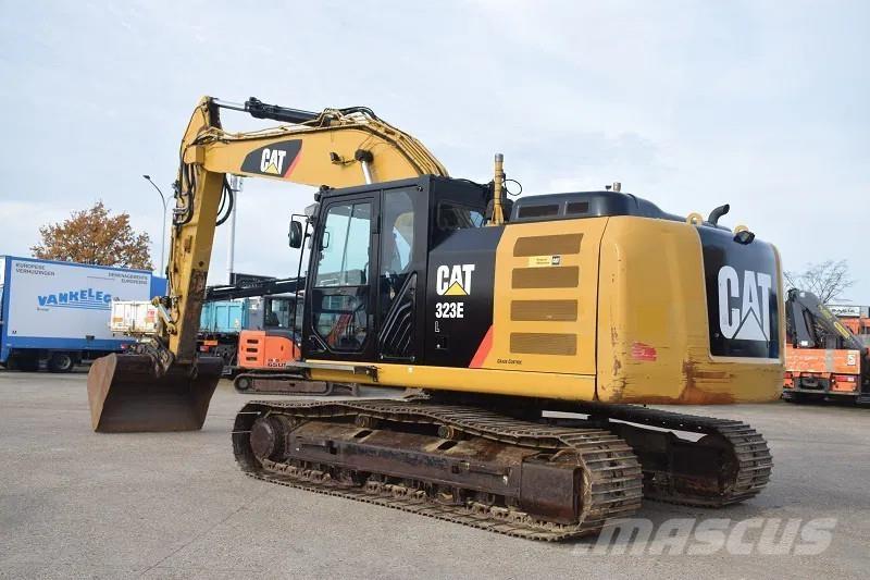 CAT 323E-stock id2 Pásové rýpadlá