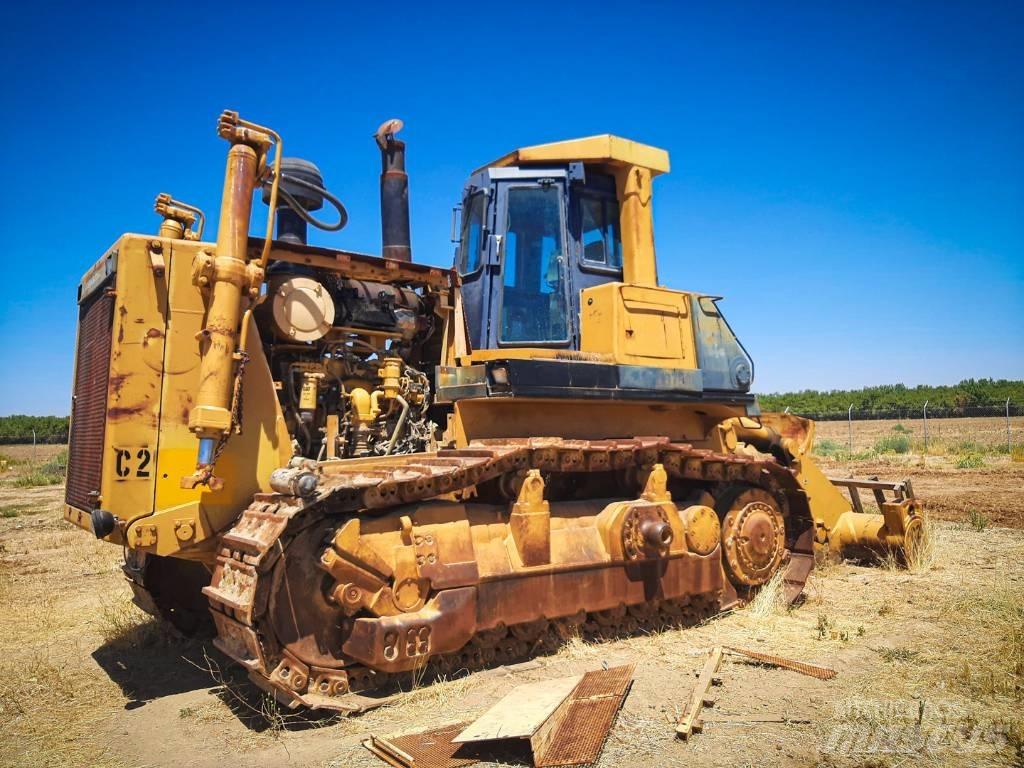 Komatsu D 375-1 Pásové dozéry