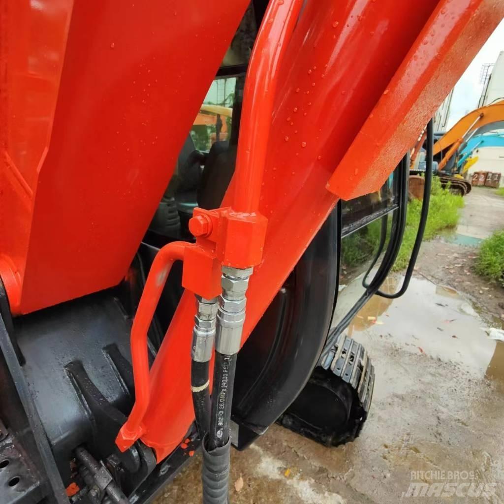 Hitachi ZX 60 Mini rýpadlá < 7t