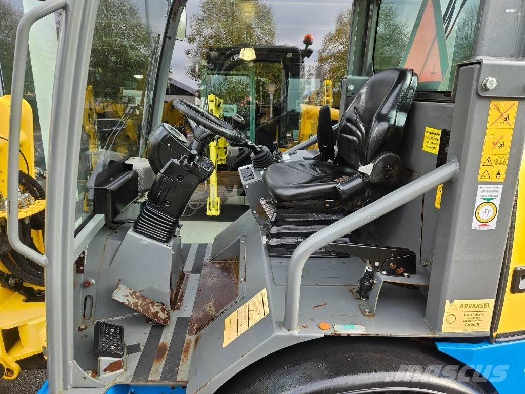 Weidemann 2070LP Mininakladače