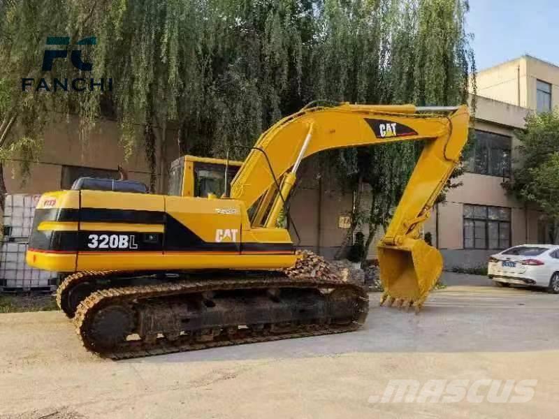CAT 320 B L Pásové rýpadlá