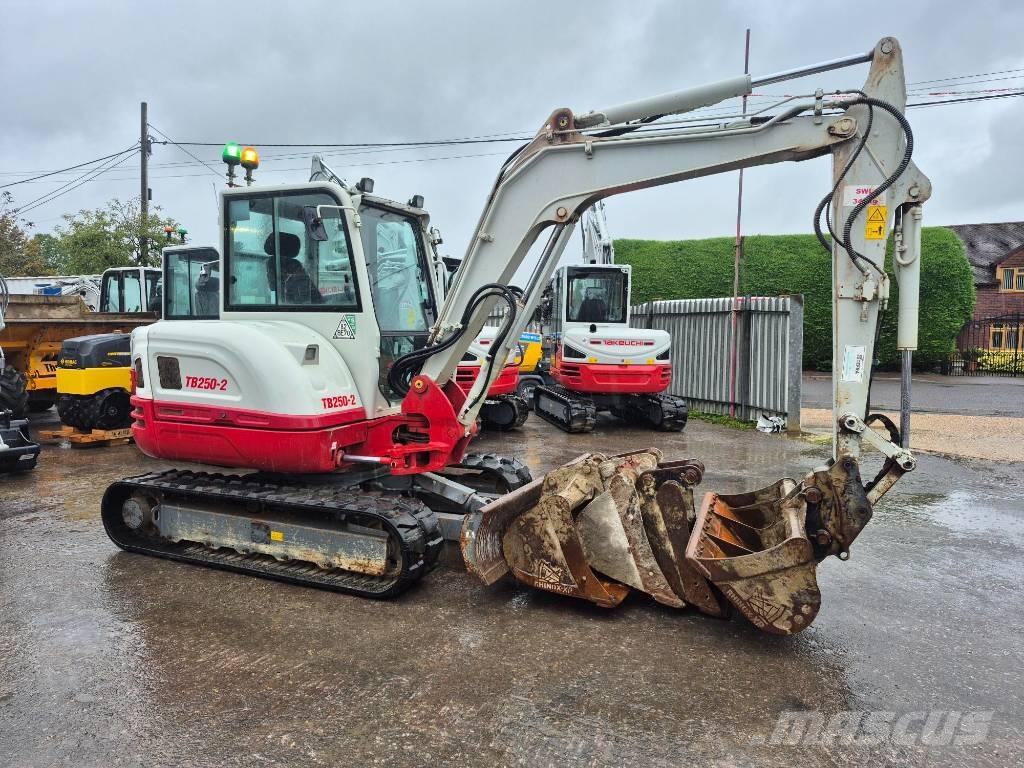 Takeuchi TB 250 Mini rýpadlá < 7t