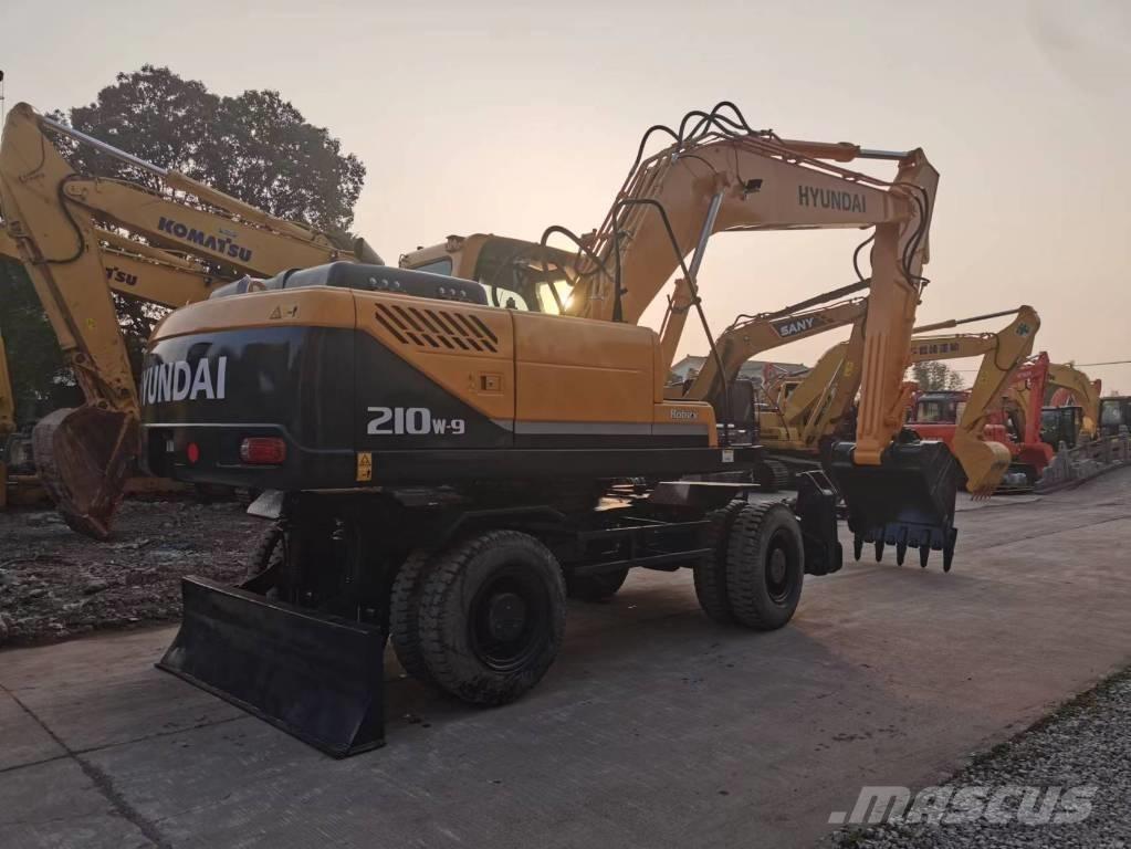 Hyundai R210W-7 Kolesové rýpadlá