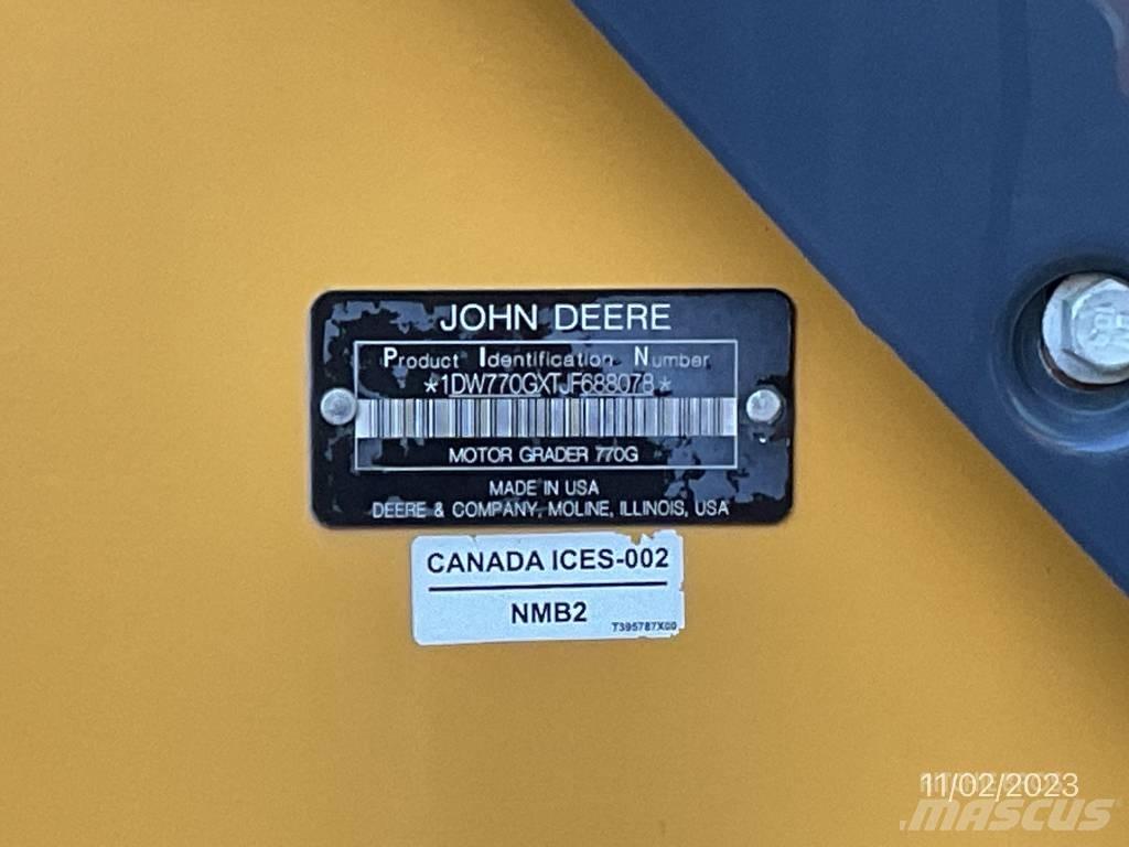 John Deere 770 G Grejdery