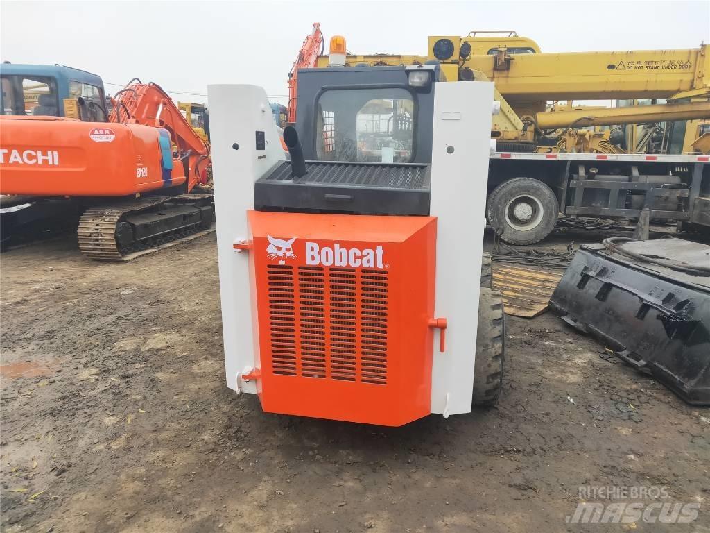 Bobcat S130 Šmykom riadené nakladače