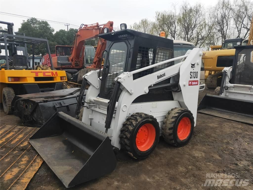 Bobcat S130 Šmykom riadené nakladače