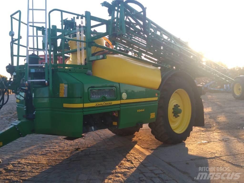 John Deere R944i Ťahané postrekovače