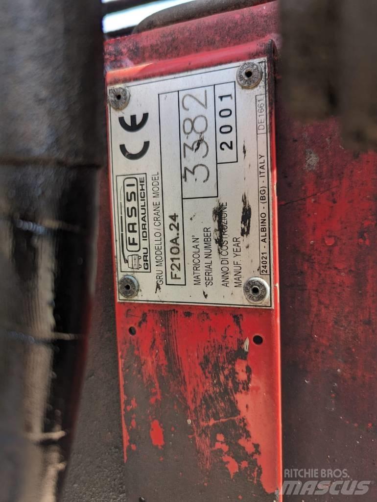 Fassi F 210 A.24 Nakladacie žeriavy