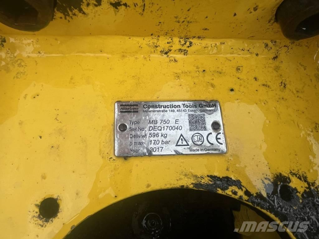 Atlas Copco MB 750 Búracie kladivá / Zbíjačky