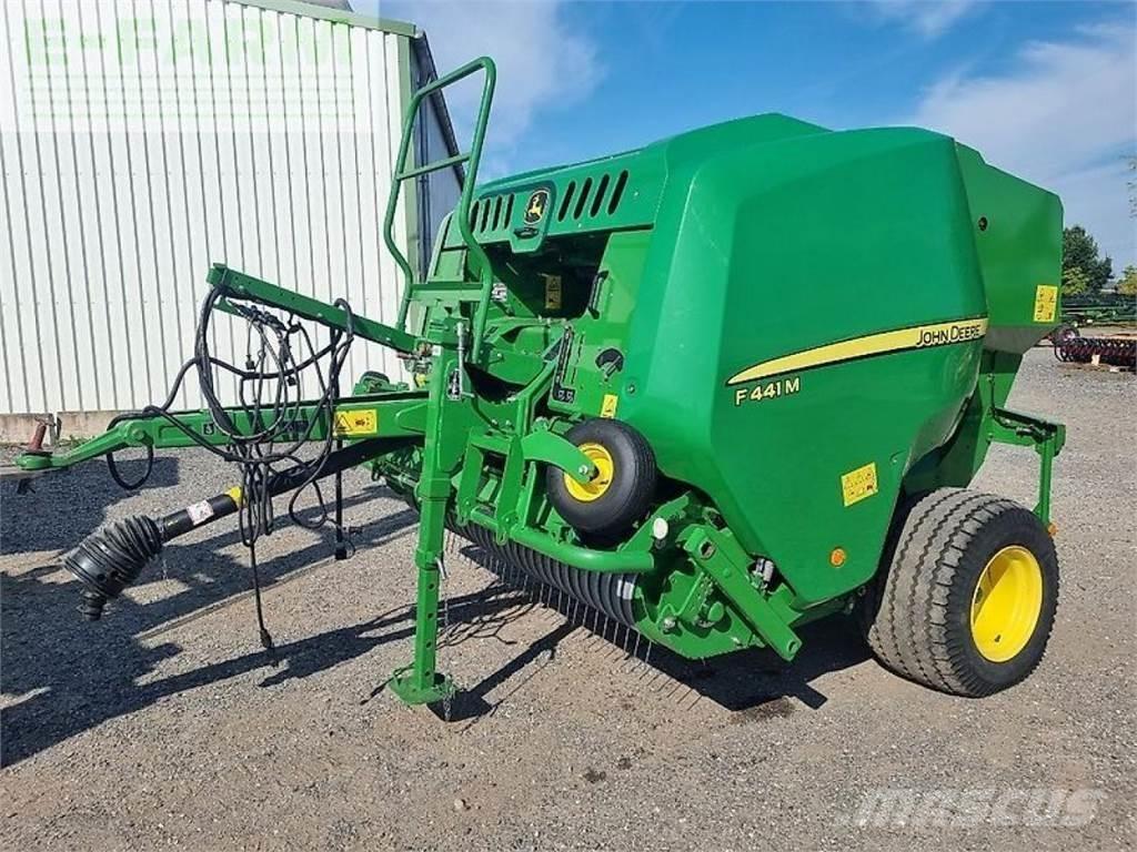 John Deere f441m Lisy na hranaté balíky