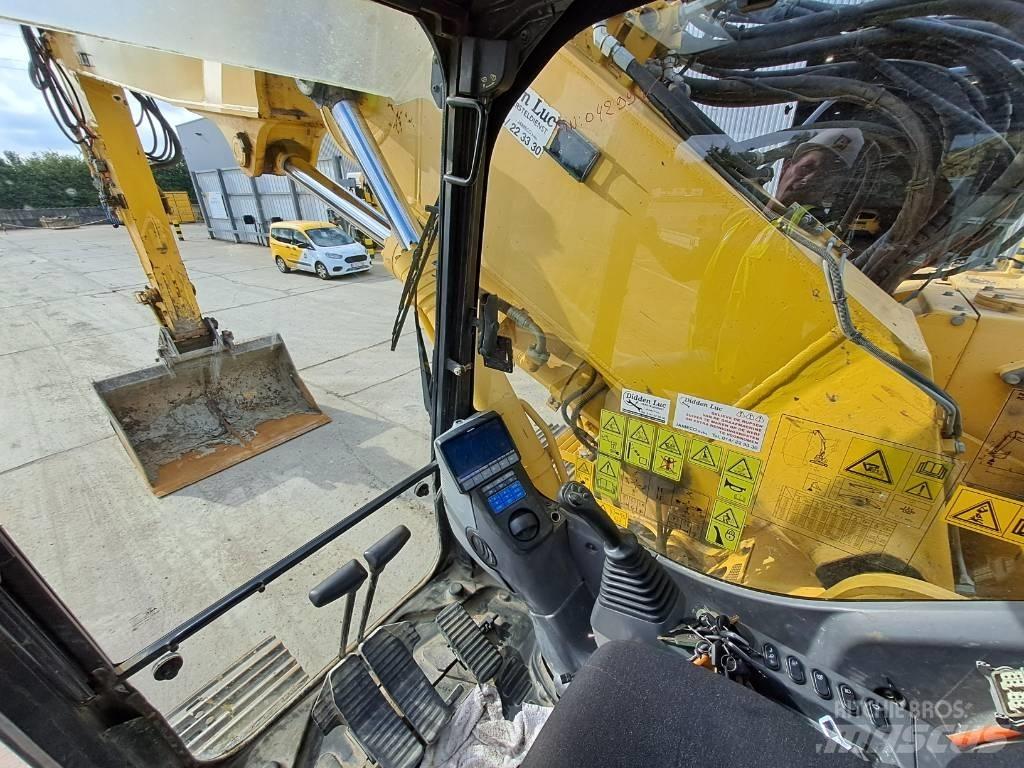 Komatsu PC228USLC-8 Pásové rýpadlá