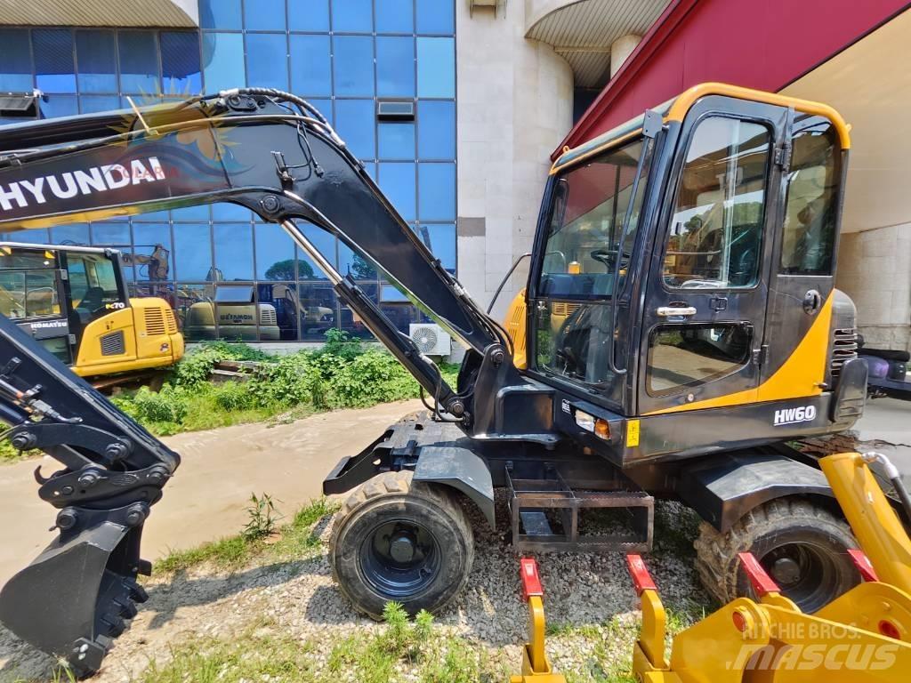 Hyundai Robex 60 W Kolesové rýpadlá