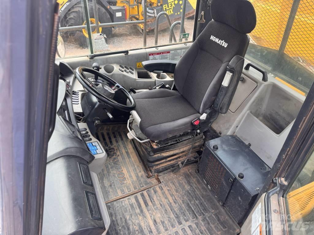 Komatsu HM 300-3 Kĺbové nákladné autá