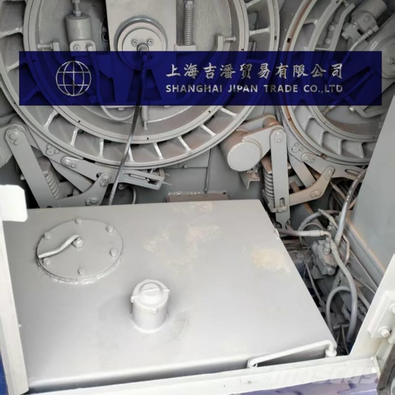 Kobelco 7065 Pásové žeriavy