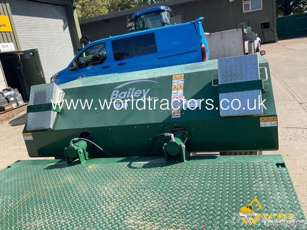 Bailey LOW LOADER Ďalšie prívesy