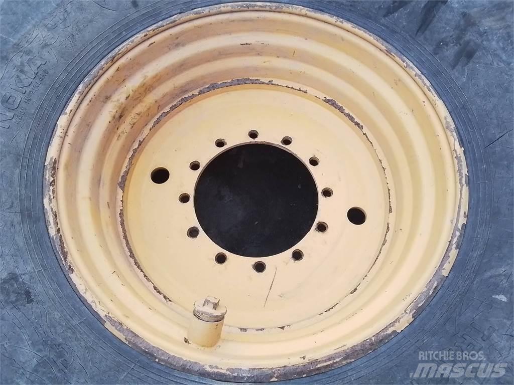 Rottne H20 20x34 Pneumatiky, kolesá a ráfiky