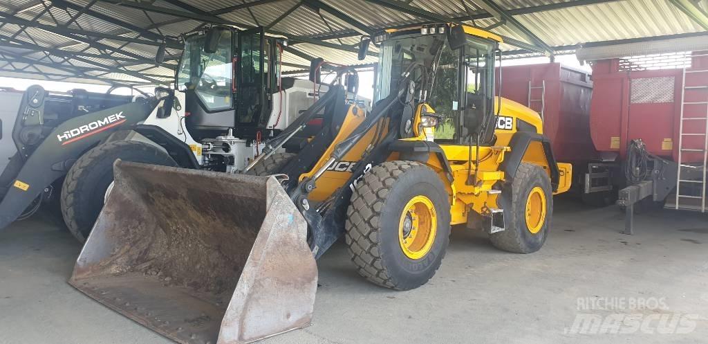 JCB 437 Kolesové nakladače