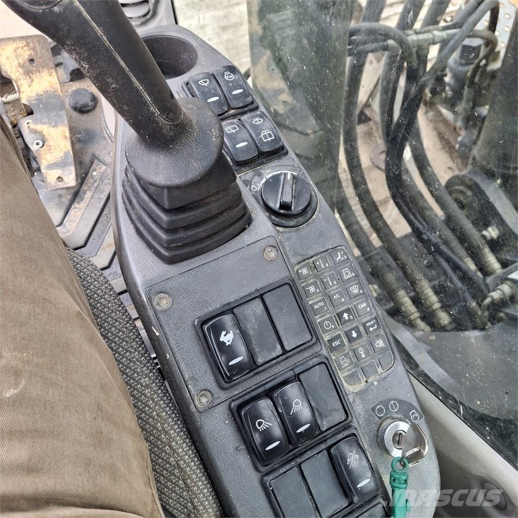 Volvo EC 210 C L Pásové rýpadlá