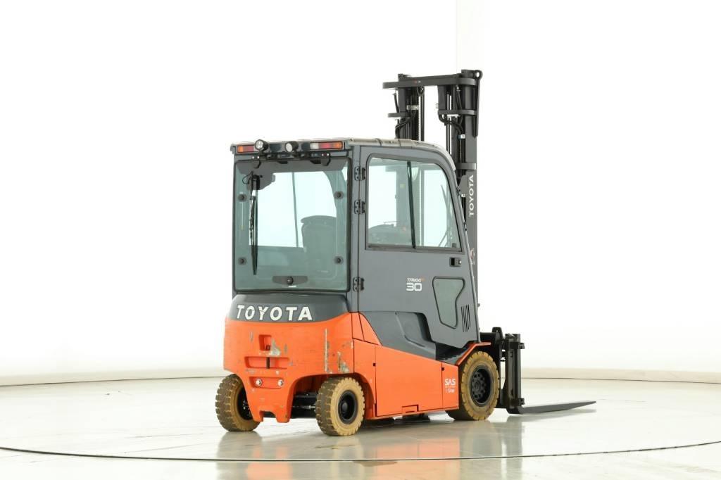 Toyota 8 FBMT 30 Akumulátorové vozíky