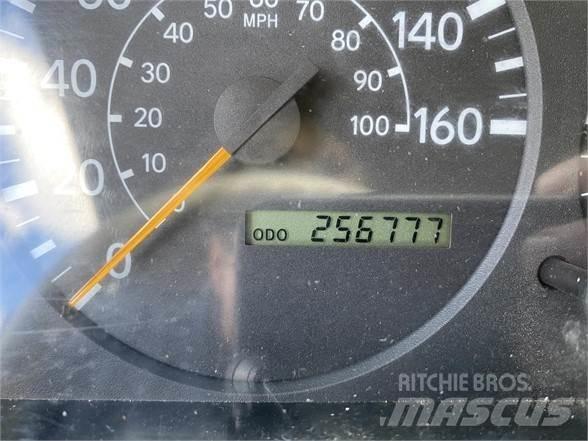 Hino 145 Vozidlá pre prepravu nápojov