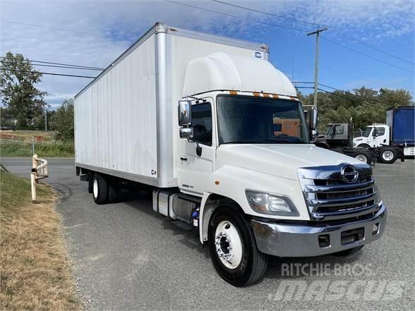 Hino 338 Skriňová nadstavba
